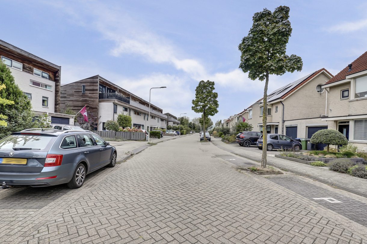 Te koop: Foto Woonhuis aan de Robert de Vriesstraat 19 in Arnhem